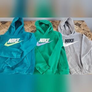 Nike hoodie sweatshirts size large